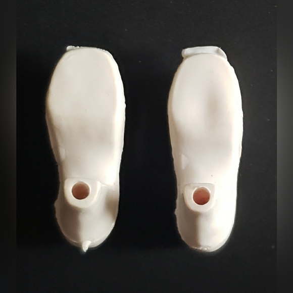 Vintage 1970s 12" Mego Doll White Sandal shoes for Cher Farrah Fawcett - Picture 5 of 5